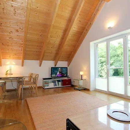 Haus-liguster-whg-nr-2-agr-292 * Wyk auf Föhr
